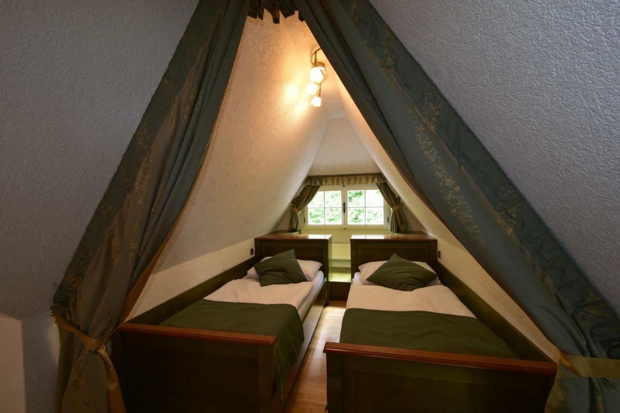 Sant Georg Garni Hotel Marianske Lazne Ngoại thất bức ảnh