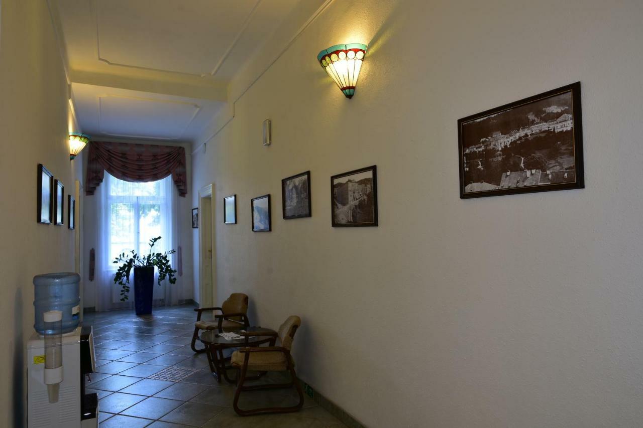 Sant Georg Garni Hotel Marianske Lazne Ngoại thất bức ảnh